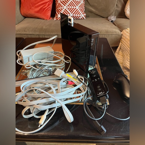 Wii Bundle 🔥GameCube Compatible Power Cords, Remote + Nunchuck, memory card etc - Picture 4 of 4